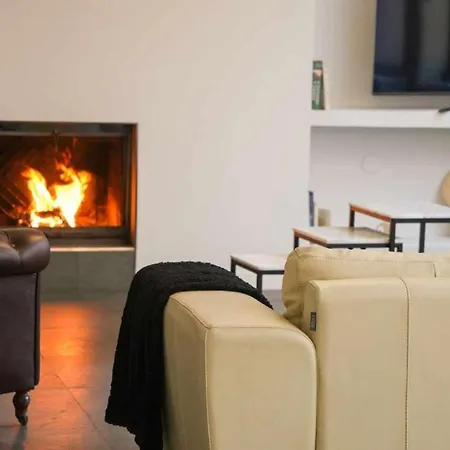 Casa De Trinidad * 塞哥维亚